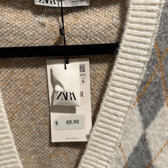 NWT. Zara Argyle Sweater/ Cardigan. - Picture 7 of 7